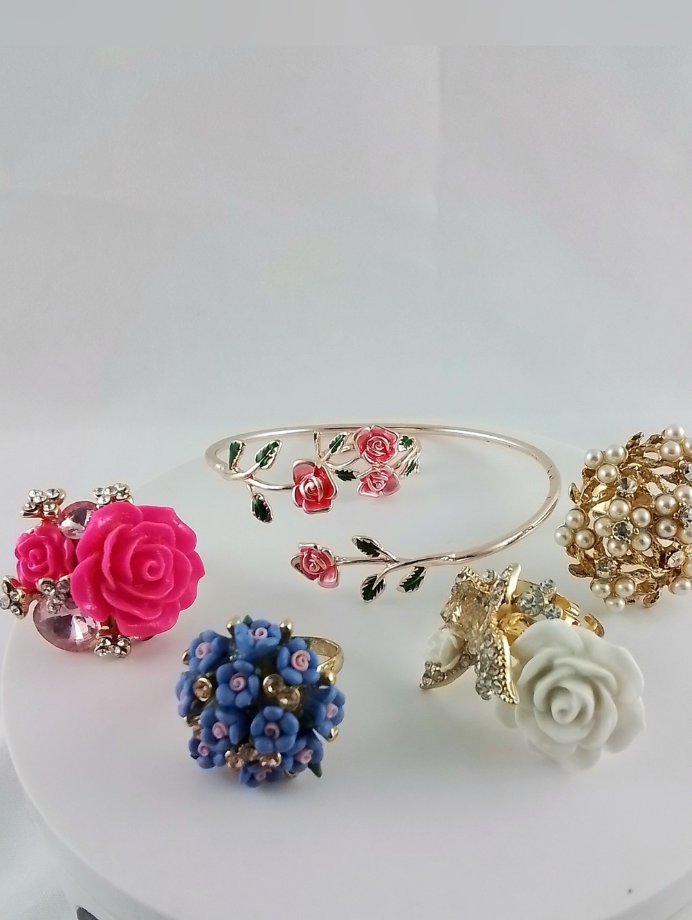 5 Summer Fashion Flower Rings Collection  With Rhinestones